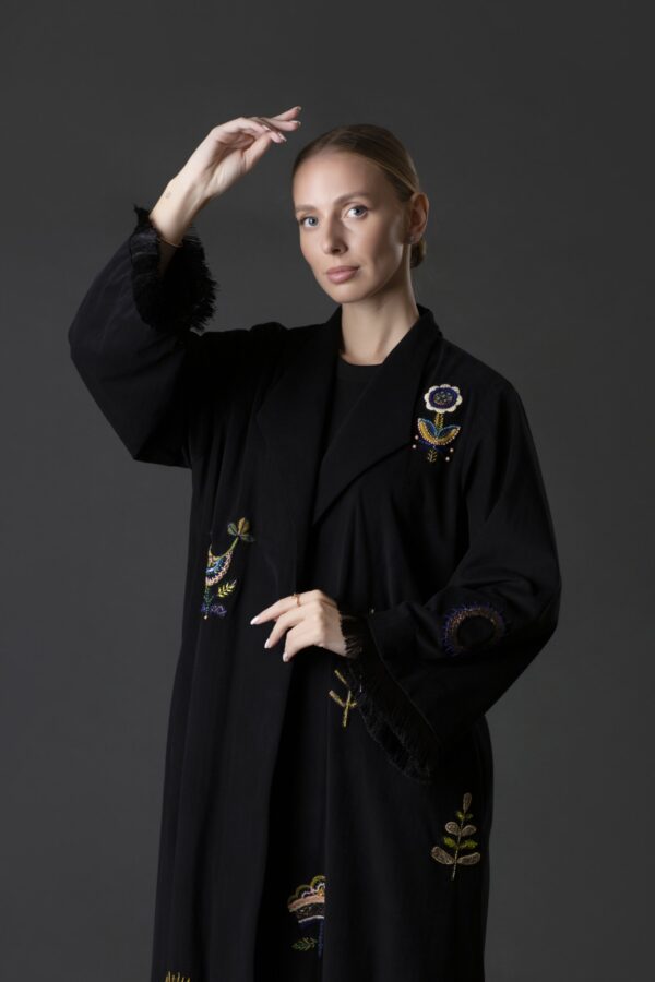 Collar Style Velvet Abaya - Image 3