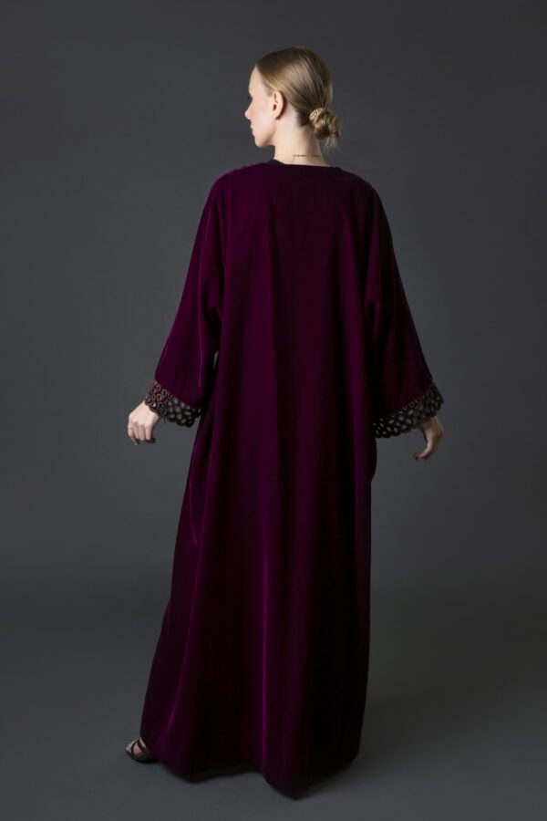 Besht Style Velvet Abaya - Image 3