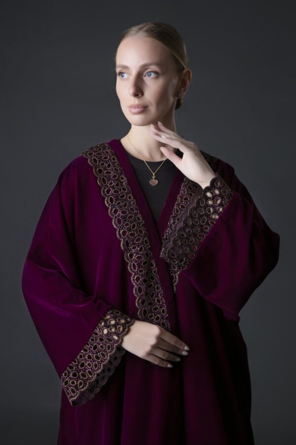 Besht Style Velvet Abaya - Image 2