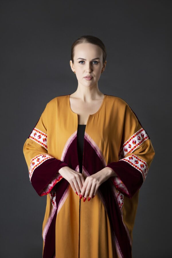 Kashta Inspired Abaya - Image 2