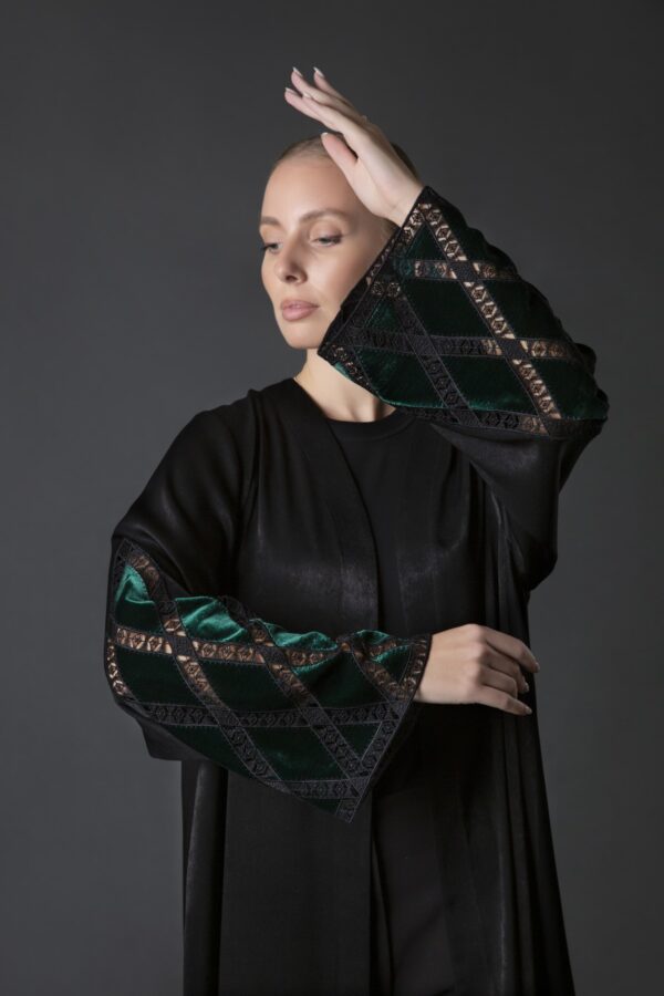 Simple A-Line Cut Abaya - Image 2