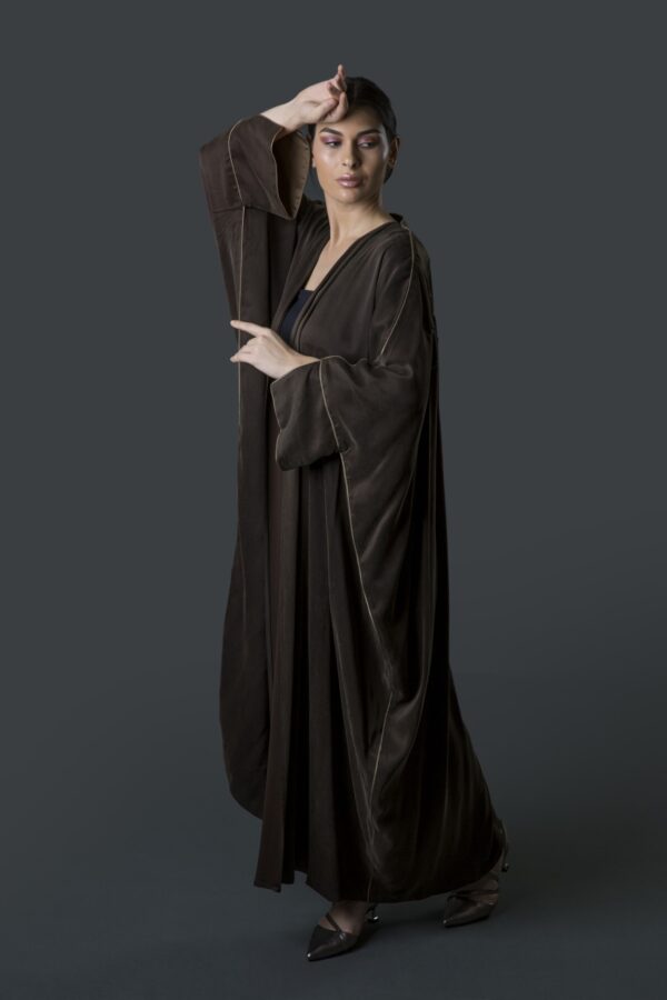 Abaya with Contrast Piping & Abstract Floral Threadwork on Back - Image 3