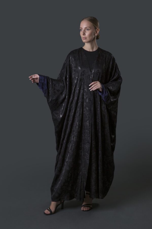 Silk Abaya with Colorful Zari - Image 5