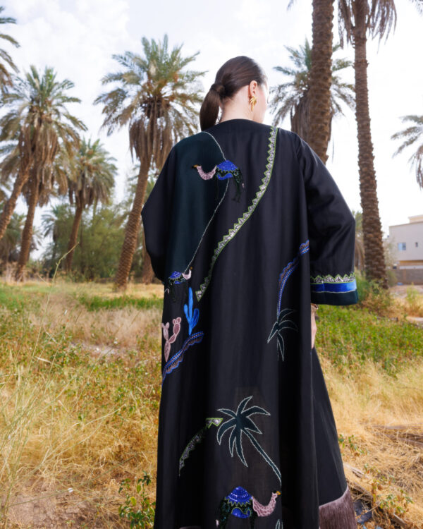 Arabic Culture-Inspired Abaya with Camel & Zari Embroidery - Image 2
