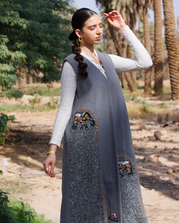 Al Ula Kashta Abaya- Elephant Design