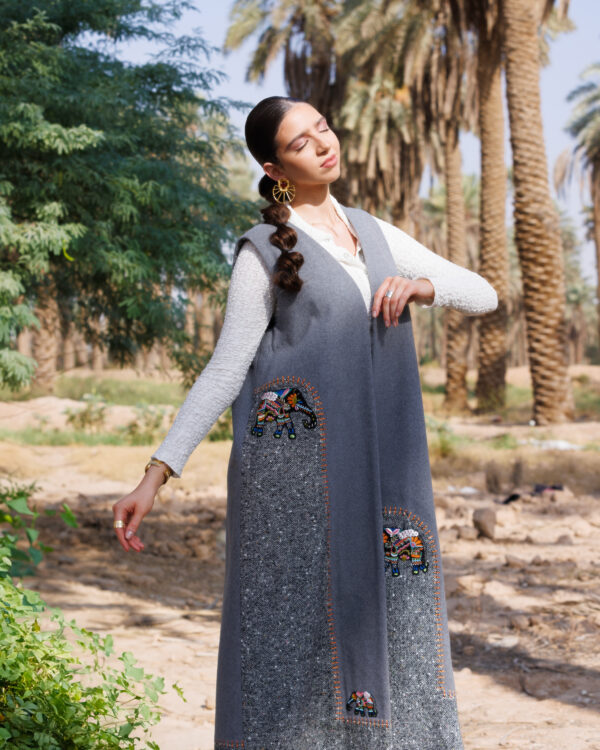 Al Ula Kashta Abaya- Elephant Design - Image 2