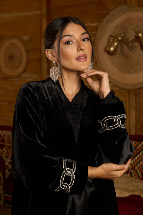 Velvet Twilight – Black Abaya with Diamante Accents & Front Bow - Image 2
