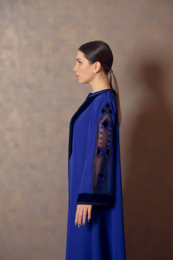 Moroccan Elegance – Crepe Galabiya with Velvet Patch & Hand-Embroidered Sleeves - Image 3