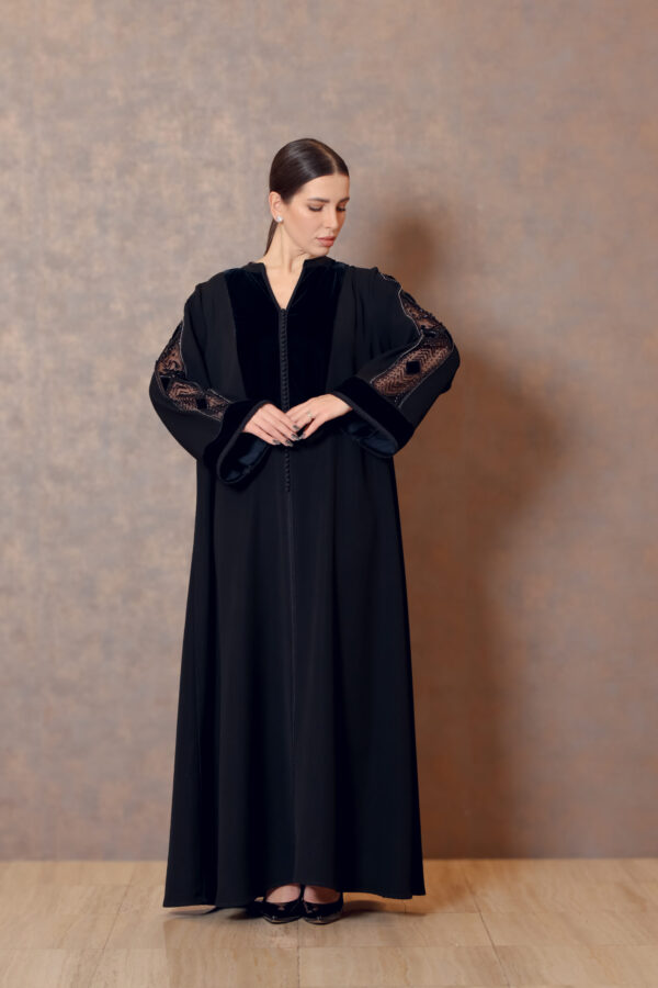 Moroccan Whisper – Crepe Galabiya with Velvet Yoke & Hand Embroidered Sleeves - Image 3