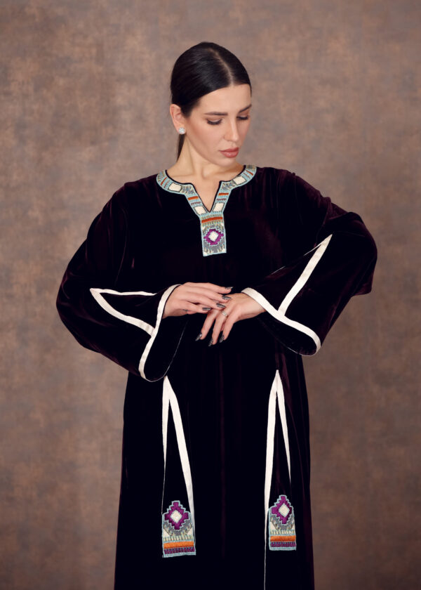 Velvet Vista – Galabiya with Inverted V Panels & Hand Embroidery - Image 4