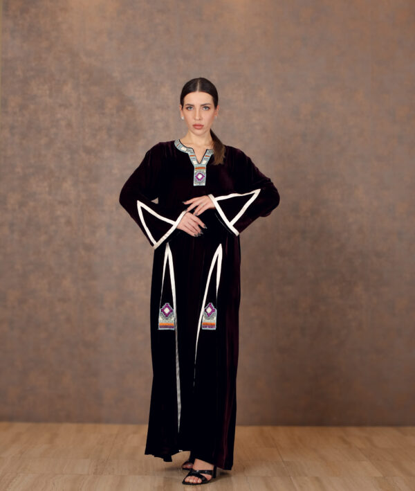 Velvet Vista – Galabiya with Inverted V Panels & Hand Embroidery