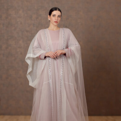 Tatreez Enchanted – Silk Galabiya with Zari Beshat & Beaded Tule Panels