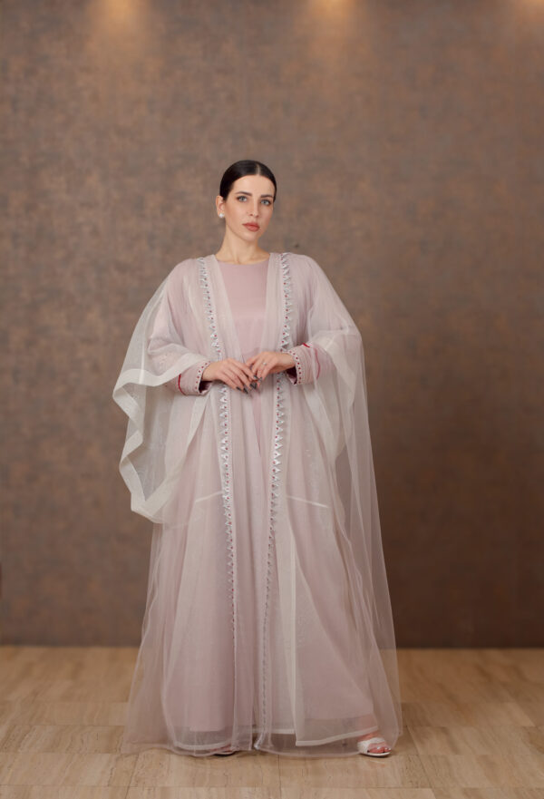 Tatreez Enchanted – Silk Galabiya with Zari Beshat & Beaded Tule Panels