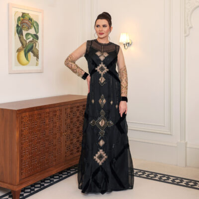 Tatreez Noir – Black A-Line Dress with Velvet & Zari Geometric Embroidery