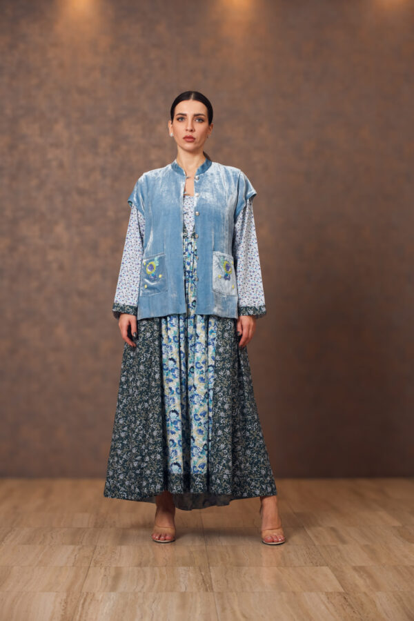 Floral Print Galabiya with Embroidered Velvet Jacket - Image 2