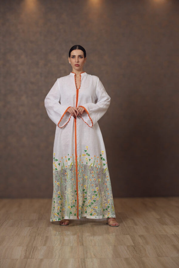 Tatreez & Lace – Linen Galabiya with Dantelle Border & Handmade Moroccan Accents - Image 2