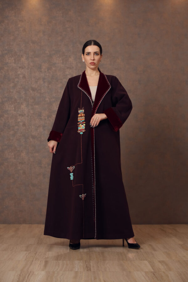 Nefertiti's Grace – Velvet Abaya with Egyptian-Inspired Hand Embroidery