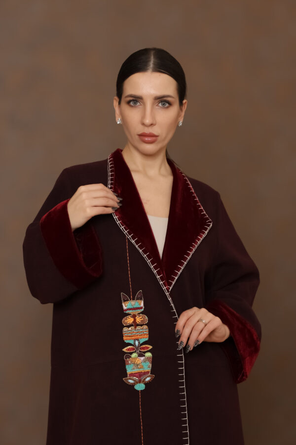 Nefertiti's Grace – Velvet Abaya with Egyptian-Inspired Hand Embroidery - Image 2