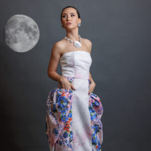 Vintage Bloom – Floral Dress with Lace Texture & Side Pockets